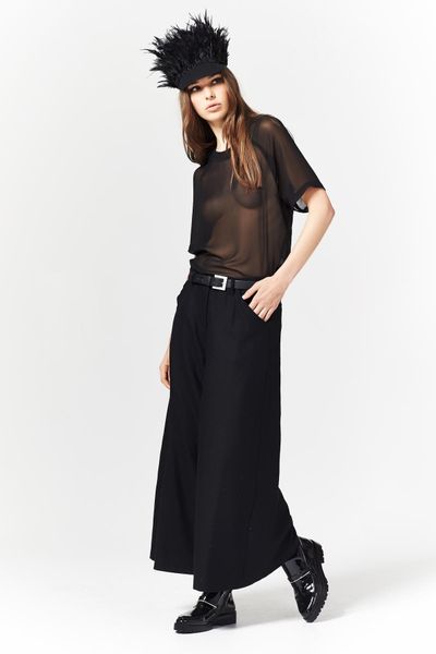 									GYPSY MOTH 'TEE TREE OIL' TOP
								, 			DISC JOCKEY 'I PANT THINK STRAIGHT' PANTS
			