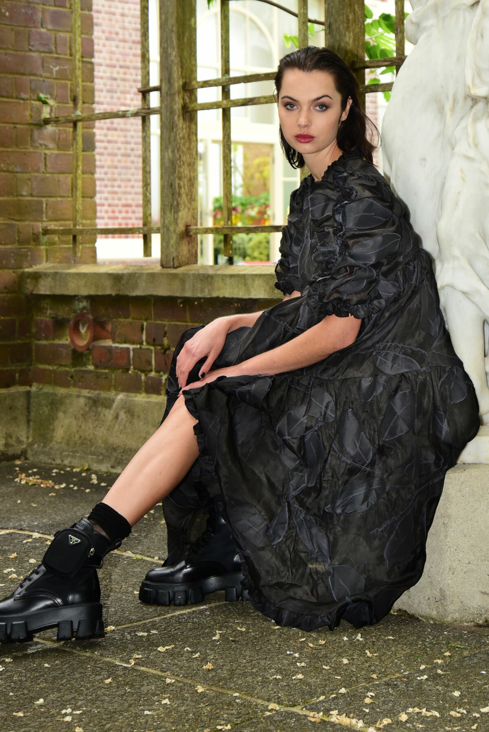 									WHAT A TRELEAF DRESS
			