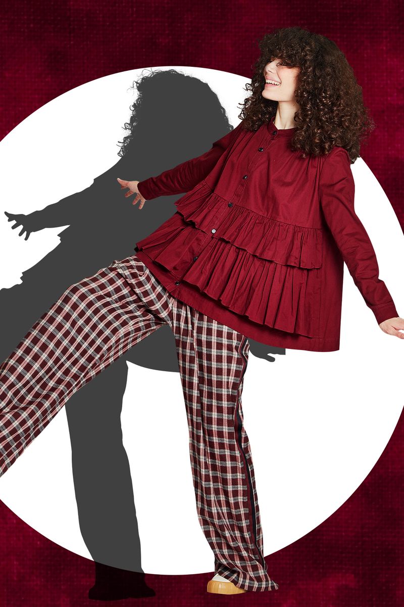 									WALKING IN THE PLEAT TROUSER
								, 			FROM DUSK FRILL DAWN SHIRT
			