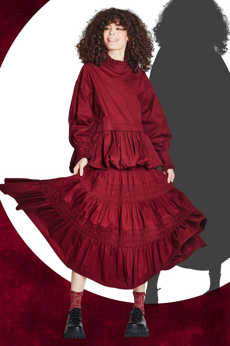 									SCRUNCHIE BAR SKIRT
								, 			FROM DUSK FRILL DAWN SHIRT
			