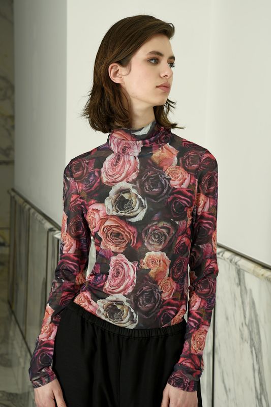 									NECK OF THE WOODS TOP
			