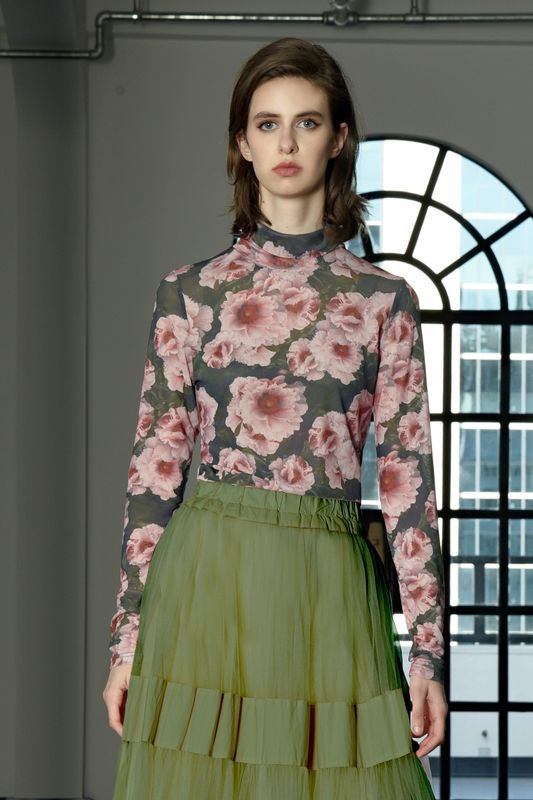 									NECK OF THE WOODS TOP
			