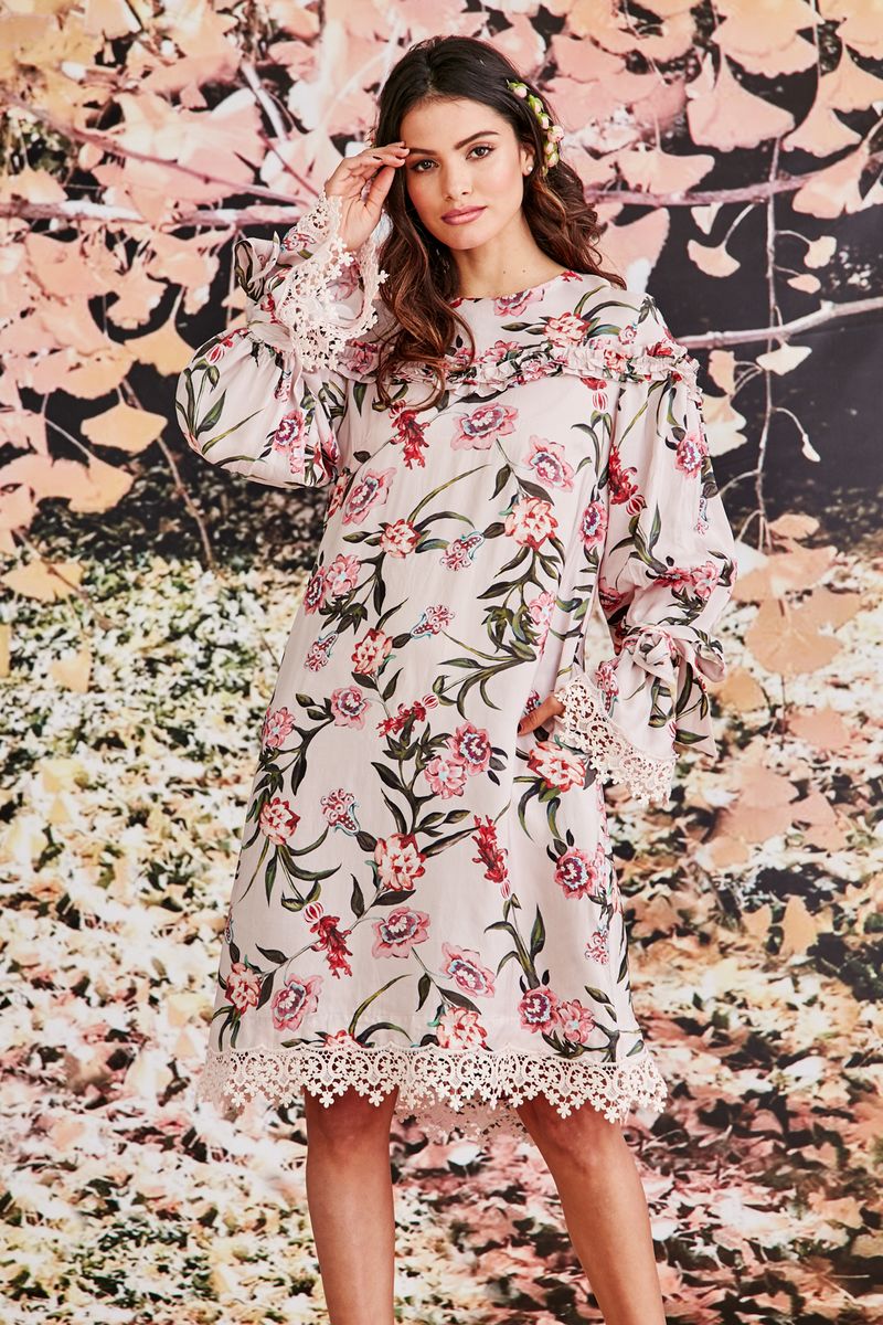 									LET'S FRILL OUT TUNIC
			