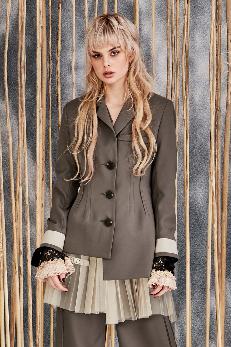 									PLEATS AND THANK YOU JACKET
			