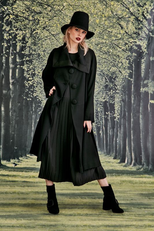 									FAIRY TAIL FANTASY COAT
			