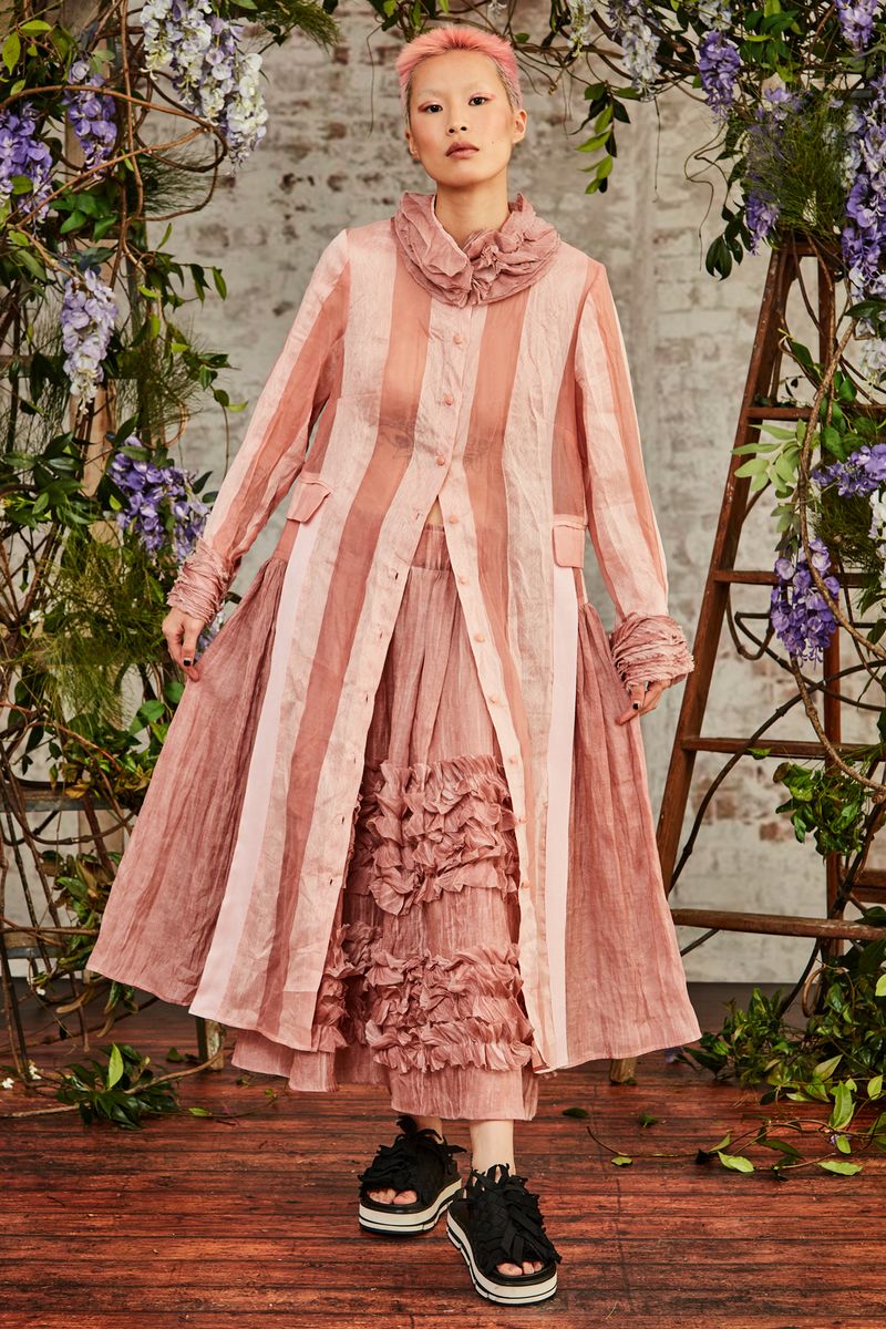 									BUILD ME UP BUTTON UP DRESS
								, 			FRILL DON'T CARE SKIRT
			