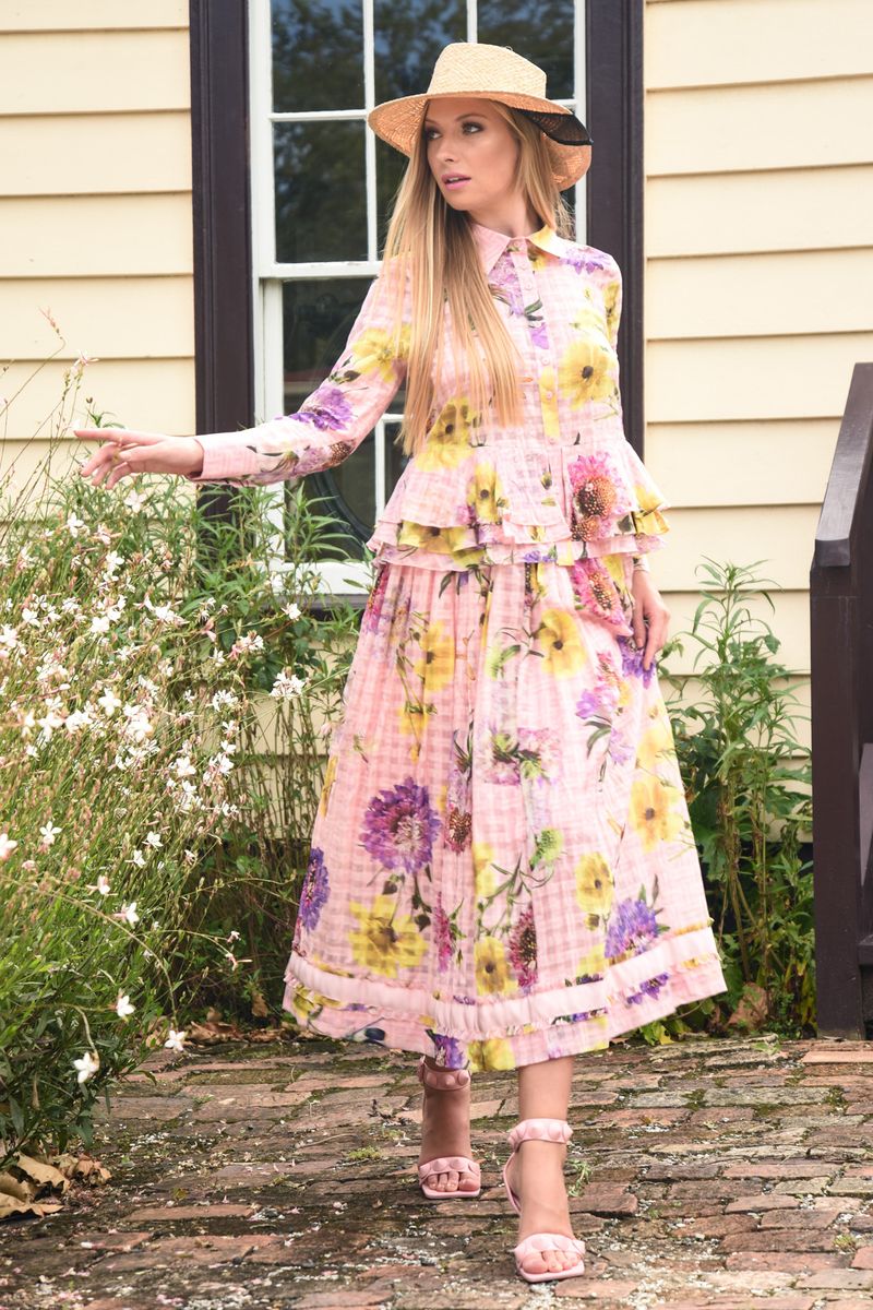 									GOOD GOSSIP SHIRT
								, 			HUSTLE BUSTLE SKIRT
			