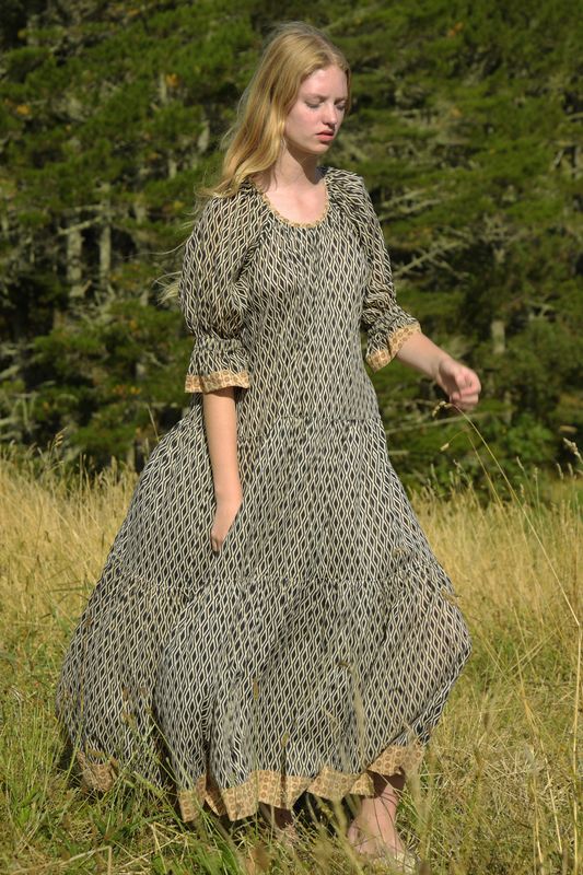 									SO LONG, FAREWELL DRESS
			