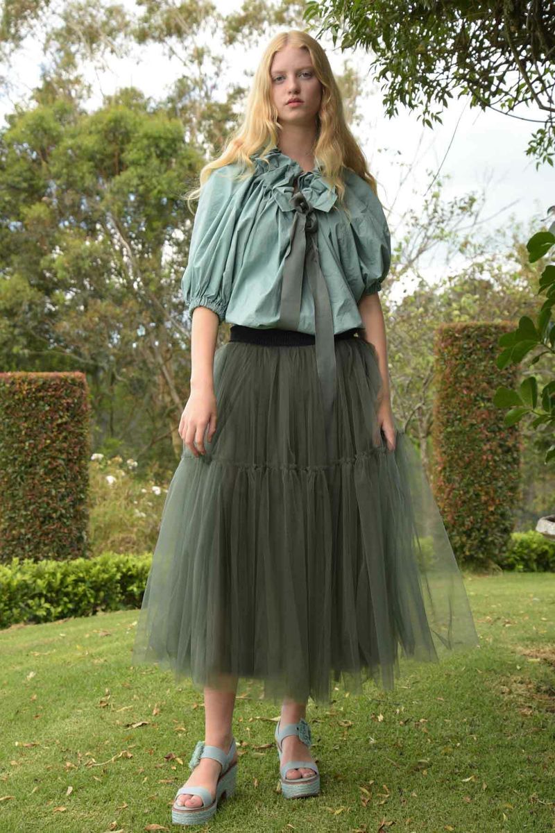 									FRENCH KISS TOP
								, 			SPIN-UP GIRL SKIRT
			