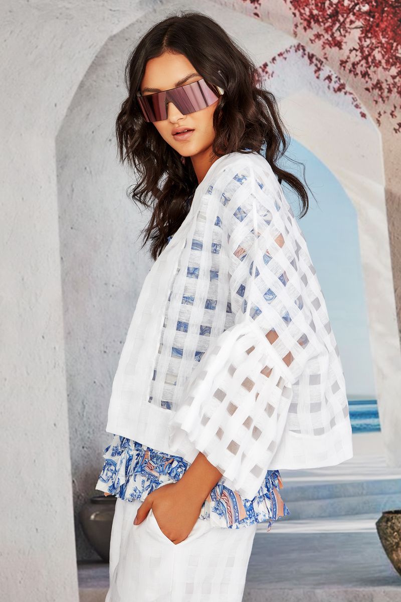 									RUFFLE OF LOVE JACKET
			