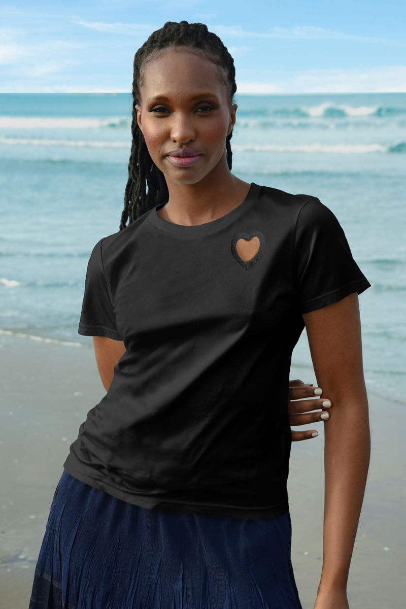 									HEART BREAKER T-SHIRT
			