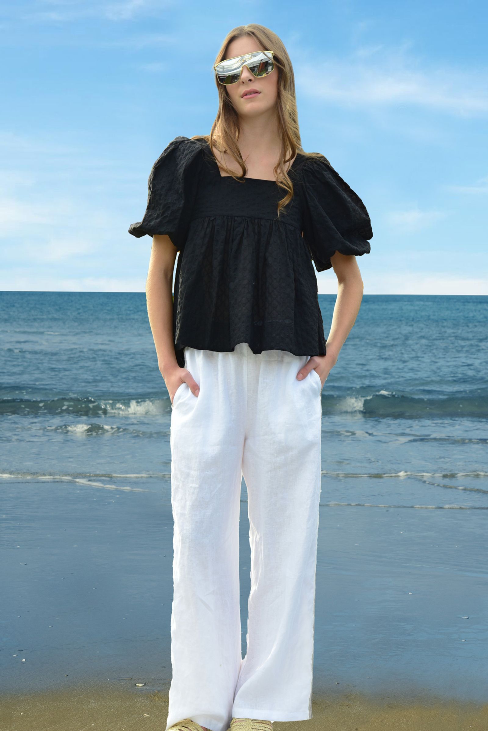 									IN YOUR STRIDE TROUSER
			