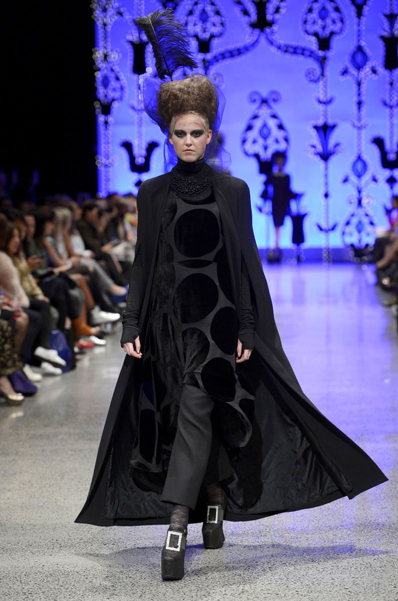 									DEAUVILLE 'THE UP-SIDE' DRESS
								, 			ROOSEVELT 'ROCK AND STROLL' PANT
			