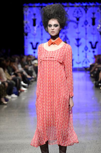 									TEST PATTERN 'GRAND CENTRAL' DRESS
								, 			KIMBERLEY 'DIAMOND MINE' ACCESSORY
			