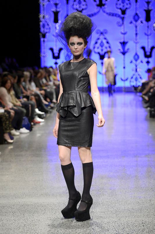 									ZEPPELIN 'ELEGANTLY WAISTED' DRESS
			