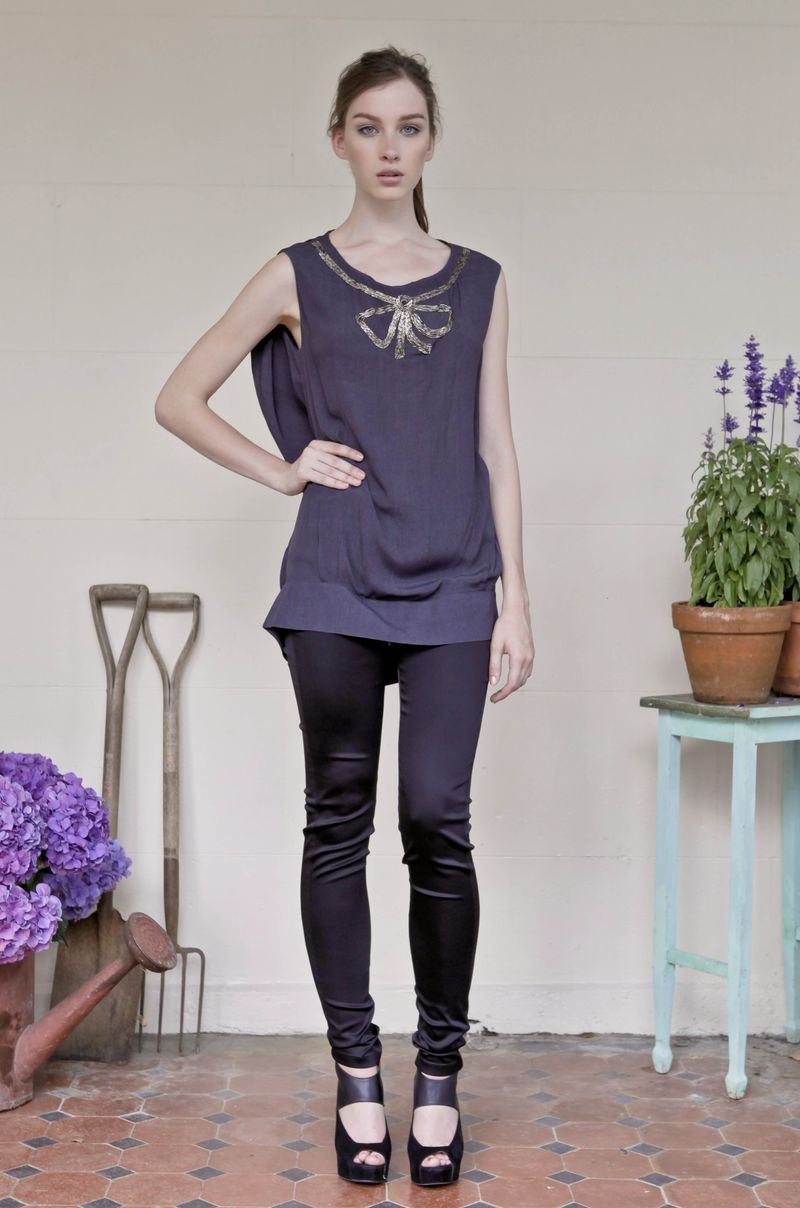 									Stargazer 'Net Value' Top
								, 			Aladdin 'Ventura Thighway' Pant
			