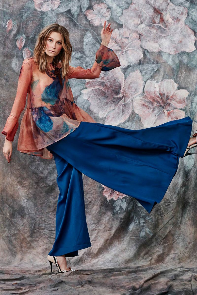 									SHEER PERFECTION TOP
								, 			MAKING STRIDES PANT
			