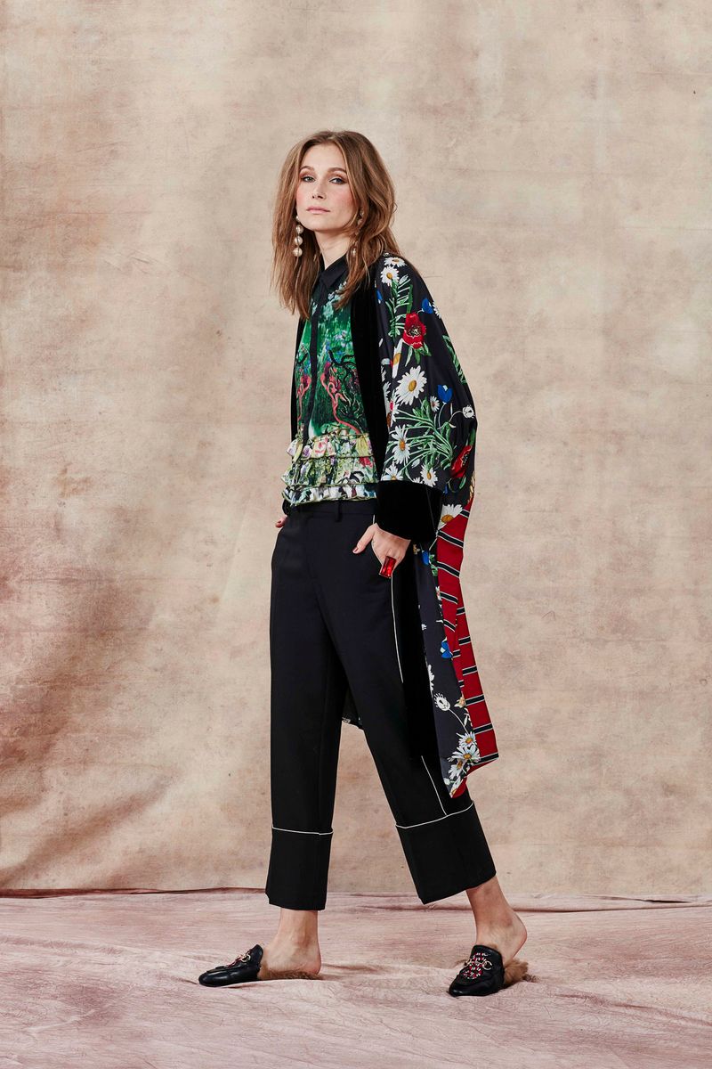 									FLORA ADORER KIMONO
								, 			MILLION COLLAR BABY TOP
								, 			KING OF THE PIPE PANTS
			