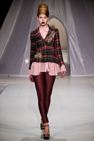 									Polish 'Cuff Dandy' top
								, 			Tweety Pie 'Smoking Point' jacket
								, 			Ruby Slipper 'Slim Fit' pant
			