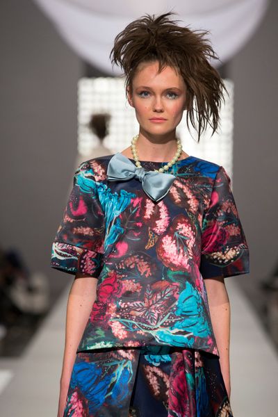 									DARK ROMANCE 'LOLITA' TOP
								, 			DARK ROMANCE 'SAVILE ROSE' SKIRT
			