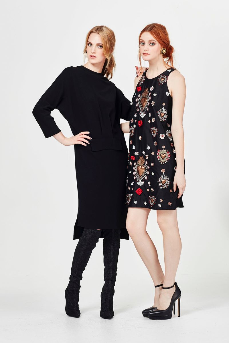 									NIGHTCALL 'THE DRESSED IS HISTORY' DRESS
								, 			HEART AND SOUL 'HEART OF GOLD' DRESS
			