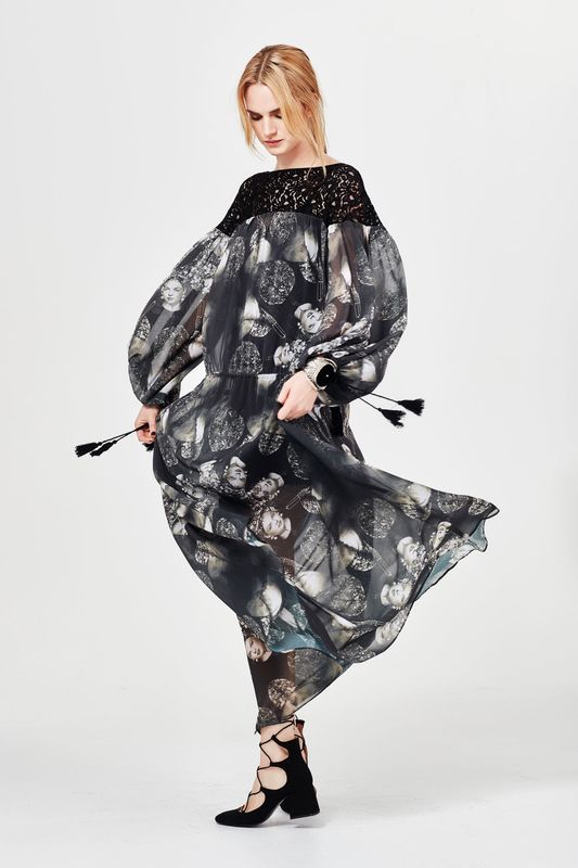 									HEADS UP 'BELOW BITER' DRESS
			