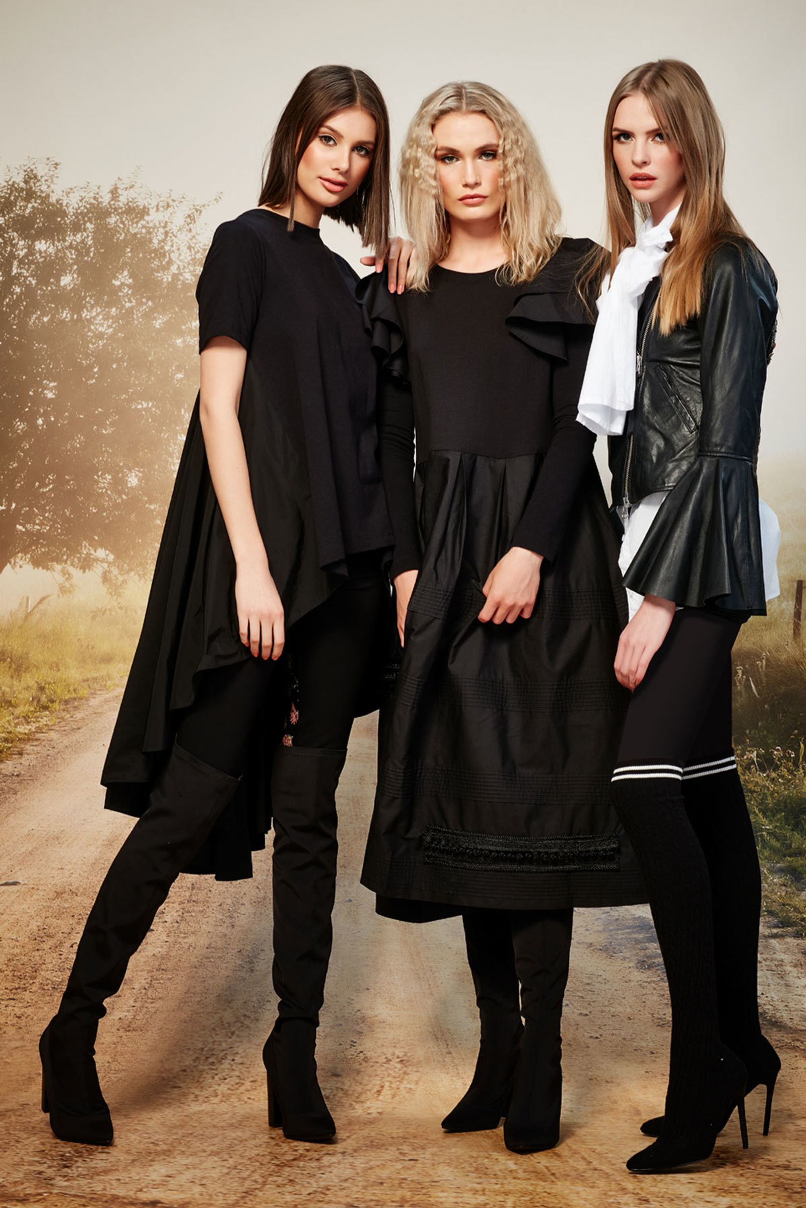 									LADY OF MINE TOP
								, 			VICTORIA'S SECRETS DRESS
								, 			LEATHER HEARTS JACKET
								, 			BOW ME AWAY SHIRT
			