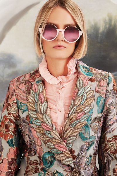 									BABY GOT BUSTLE BLOUSE
								, 			DOUBLE UP JACKET
								, 			GOOD VIBRATIONS SUNGLASSES
			