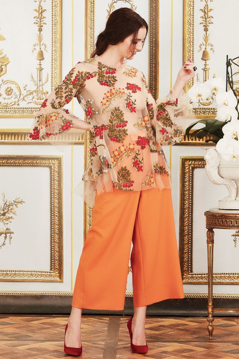 									CLIMBING LADDERS TOP
								, 			STRAIGHT UP TROUSER
			