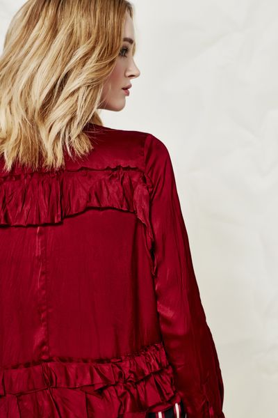 									MILLION COLLAR BABY TOP
			