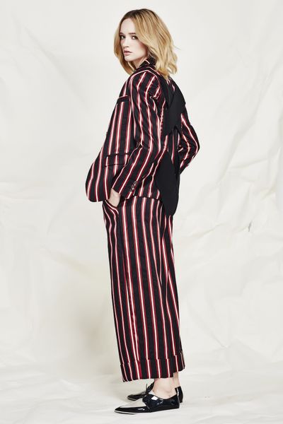 									SHES SO LINE JACKET
								, 			ALL OF CUFF PANT
			