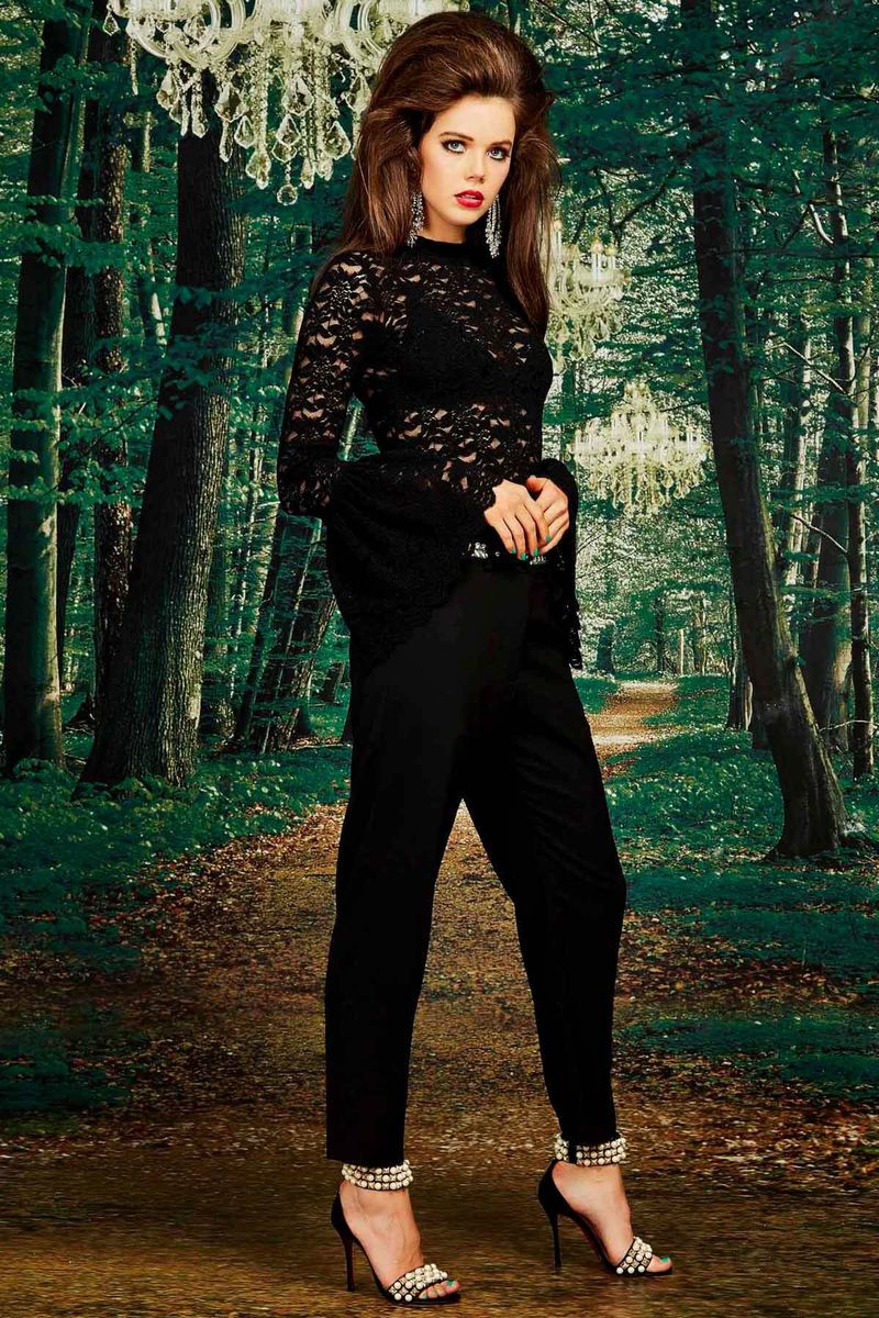 									FILL MY FLUTE TOP
								, 			STRUT ABOUT TOWN PANT
			