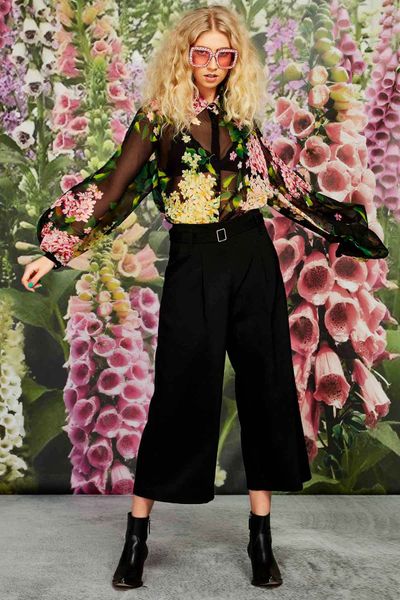 									TOO MUCH OF A GOOD WING SHIRT
								, 			SMOOTH SAILING PANT
			