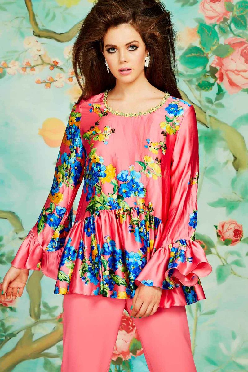 									ACTS OF KINDNESS TOP
								, 			STRUT ABOUT TOWN TROUSERS
			