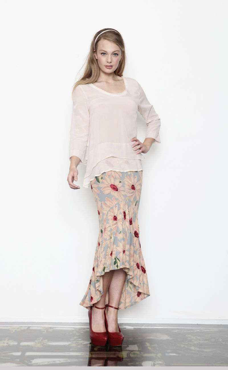 									Nougat 'Back Stage Pass' top
								, 			Daisy May 'Oops-A-Daisy' skirt
			