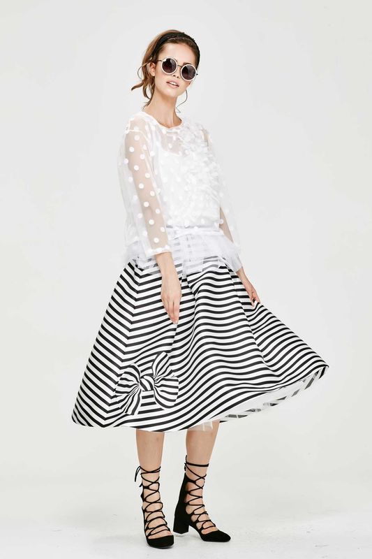 									'Friller Nights' Top
								, 			'Little Bow Peep' Skirt
			