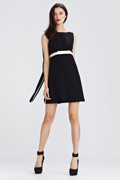 									LINCOLN CENTRE 'CAPE MIDDLETON' DRESS
			