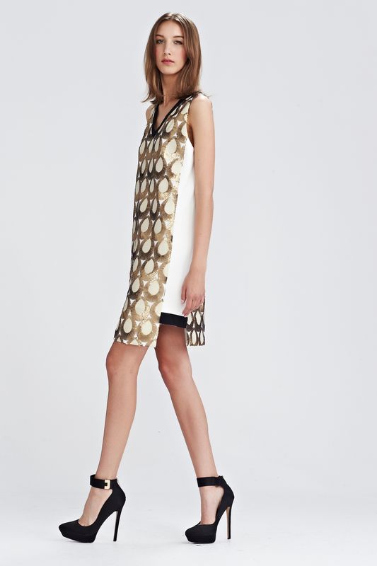 									HEART OF GOLD '9 CARAT CAKE' DRESS
			