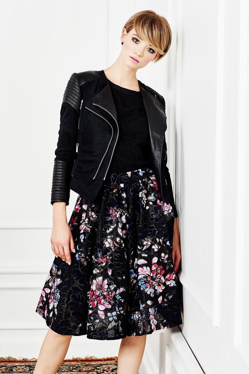 									BLACK ROSE 'UP IN ARMOUR' JACKET
								, 			ARABESQUE 'OBJECT OF DESIRE' TOP
								, 			BRIGITTE 'BEG, STEAL OR BARDOT' SKIRT
			