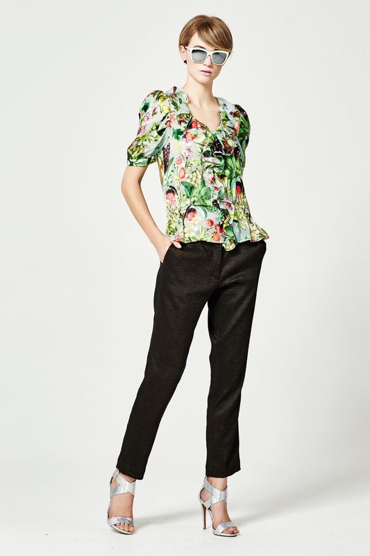 									AUBERGE 'FRUIT 66' TOP
								, 			TOPIARY 'BOYS HIKE GIRLS' PANT
			