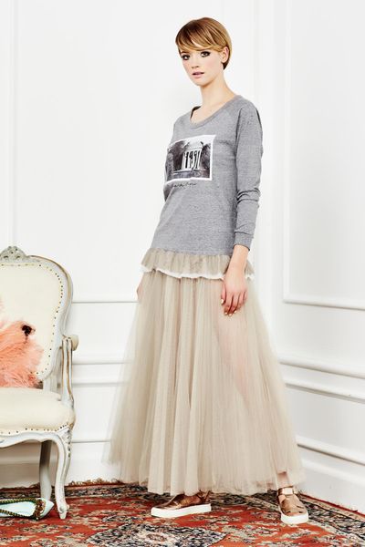 									TEE FOR TWO 'OH L'AMOUR' SWEAT
								, 			WILL 'O THE WISP 'NET A PORTER' SKIRT
			
