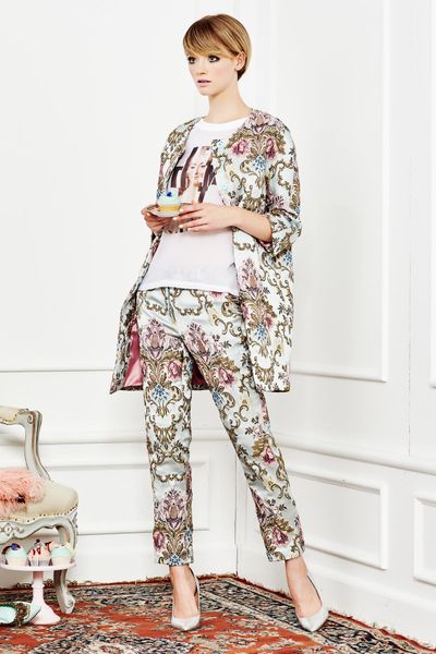 									SLEEPING BEAUTY 'BLUE BARRYMORE' COAT
								, 			ICING SUGAR 'TEE AND CAKE' TSHIRT
								, 			SLEEPING BEAUTY 'BOYS HIKE GIRLS' PANT
			