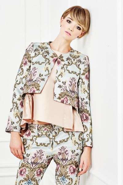 									SLEEPING BEAUTY 'TRUE ROMANCE' JACKET
								, 			AMELIE 'TOP AT NOTHING' TOP
								, 			SLEEPING BEAUTY 'BOYS HIKE GIRLS' PANT
			