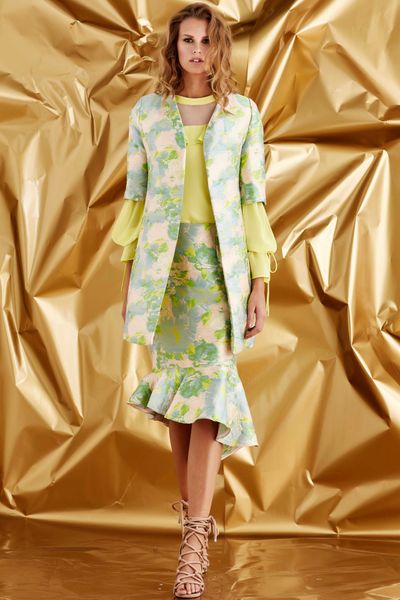 									CROP THE QUESTION COAT
								, 			CUT IT OUT TOP
								, 			THE SHAPE OF ME SKIRT
			