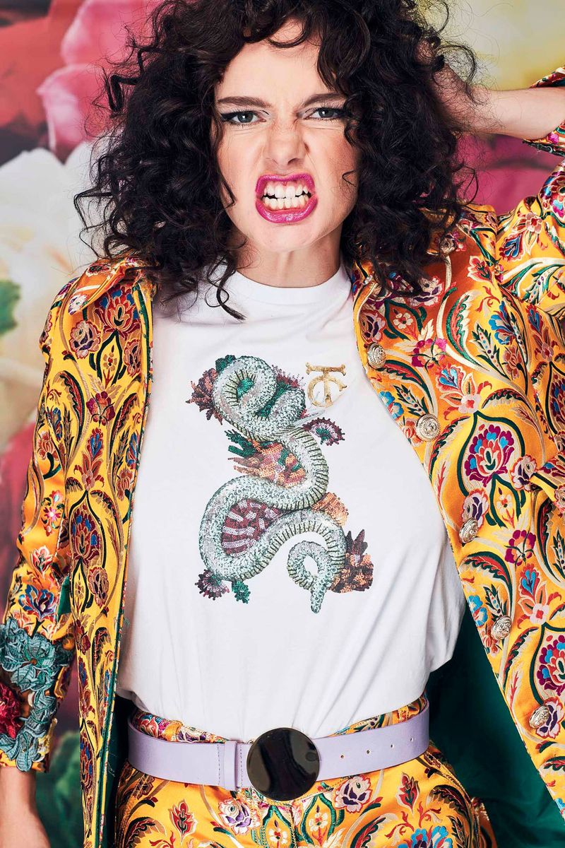 									SNAKE CHARMER COAT
								, 			SNAKE MY DAY T-SHIRT
								, 			FULL MOON BELT
			