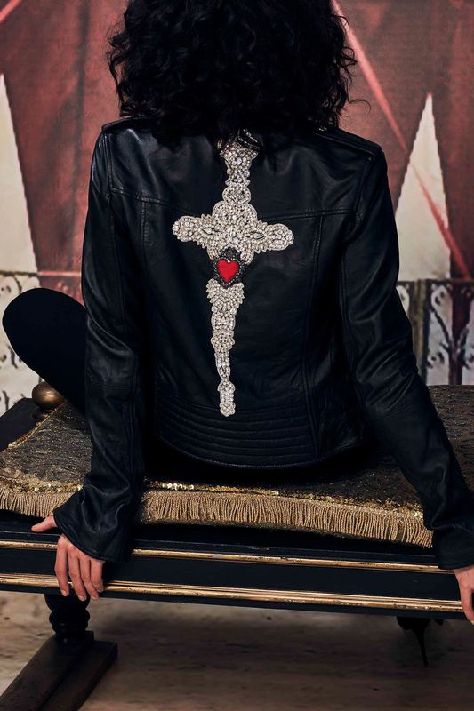 									DAGGER TO THE HEART JACKET
			