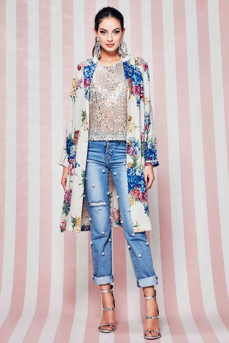 									TEQUILA TEASE COAT
								, 			TANK ME AWAY TOP
								, 			POWER PEARL JEAN
			