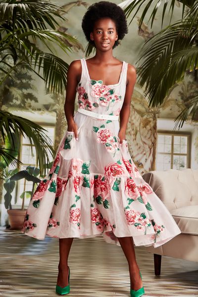 									MRS JONES DRESS
								, 			MERRY GO ROUND BELT
			