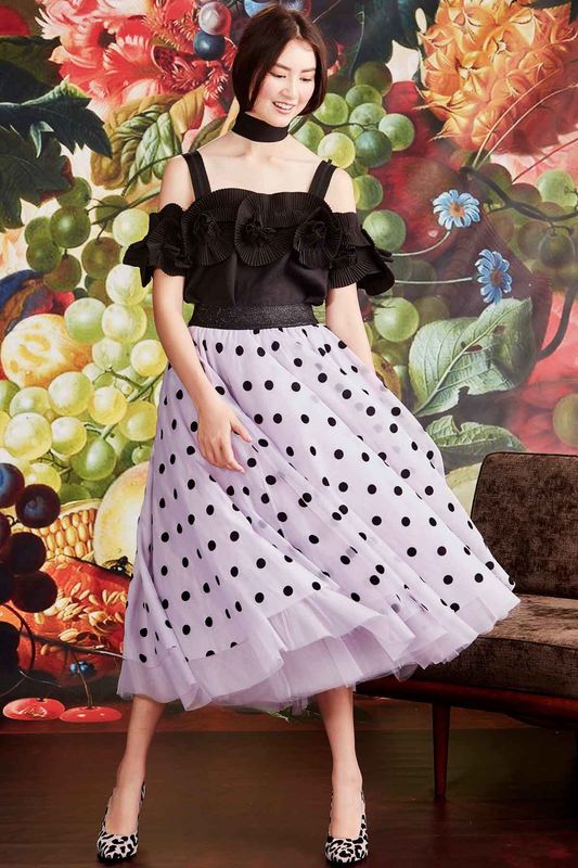 									LET'S ROCK 'N' ROLL SKIRT
								, 			PLEAT AND GREET TOP
			