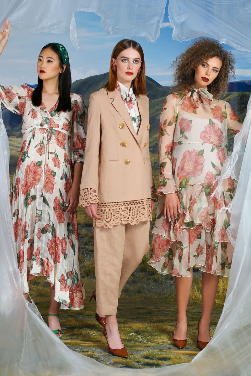 									TIME AFTER TIME DRESS
								, 			LACE OF SPADES JACKET
								, 			FLOUNCE WITH ME DRESS
			